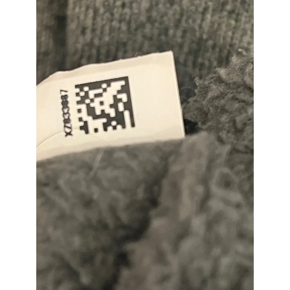 The North Face Mens Gordon Lyons 1/4 Zip Fleece Pullover Gray NF0A2SUX Small